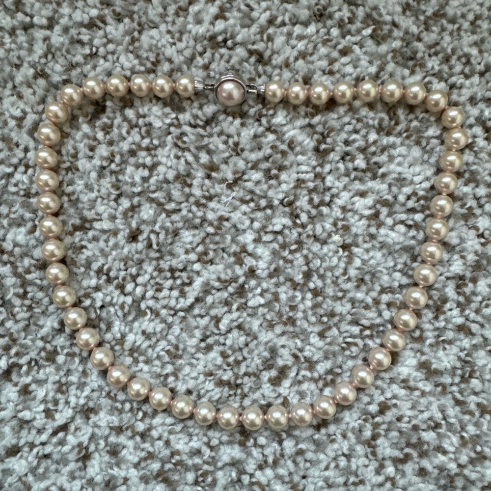 Majorca 8mm Pearls Necklace 17 inch sterling silver - Picture 4 of 7